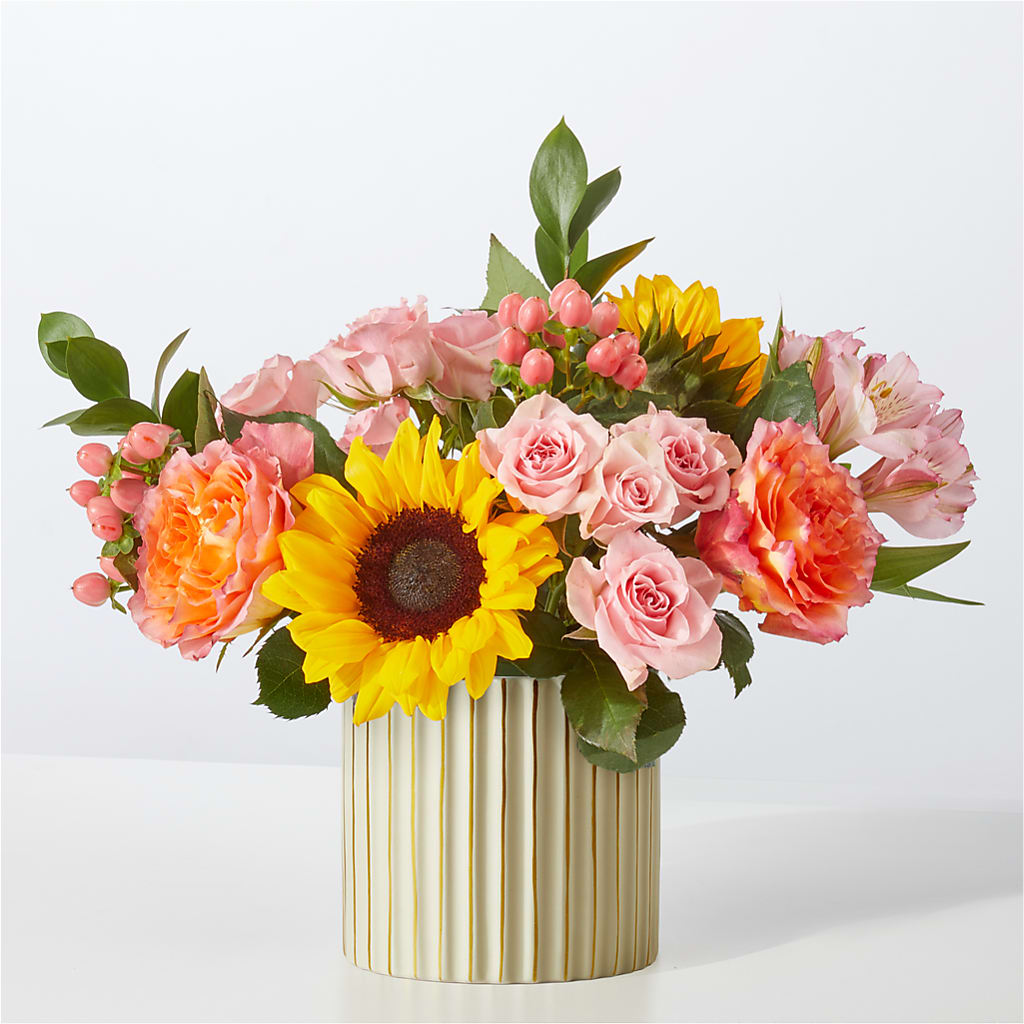 Sun's Out Bouquet – Floristeria Fabiana, Charlotte NC