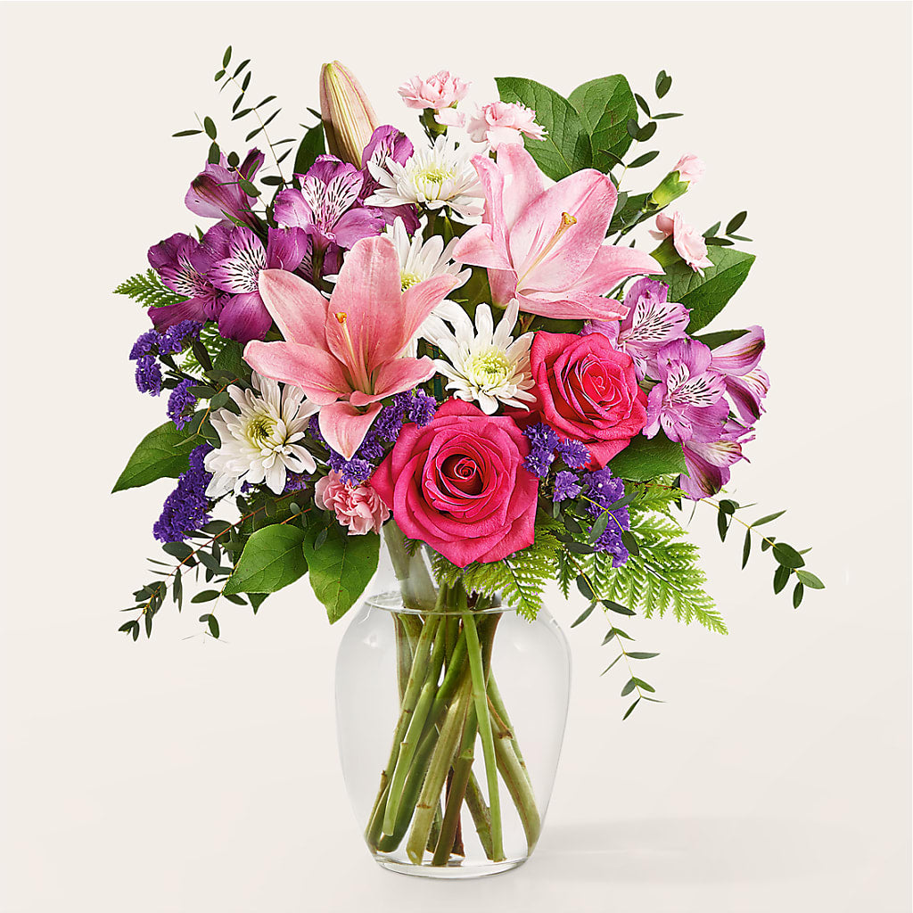 Lace & Pearls Bouquet – Floristeria Fabiana, Charlotte NC