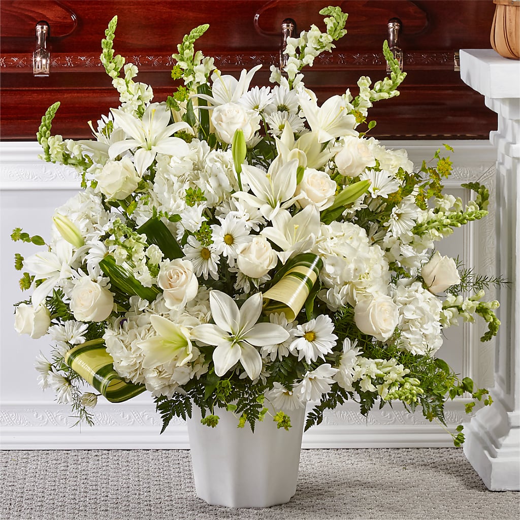 Thoughts of Tranquility Floor Basket – Floristeria Fabiana, Charlotte NC
