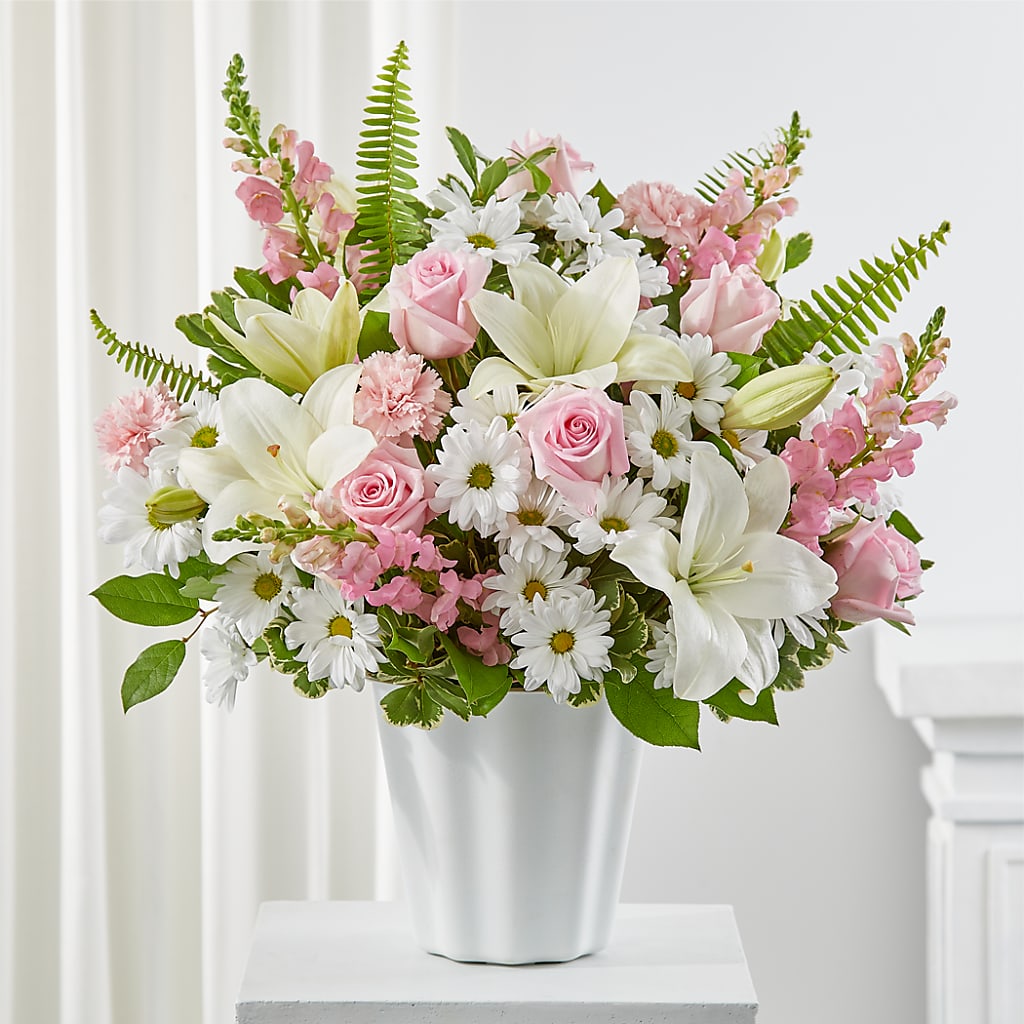 Soft Touch Tabletop Basket – Floristeria Fabiana, Charlotte NC