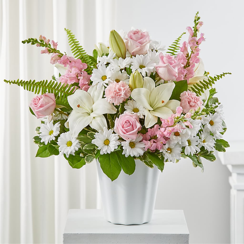 Soft Touch Tabletop Basket – Floristeria Fabiana, Charlotte NC