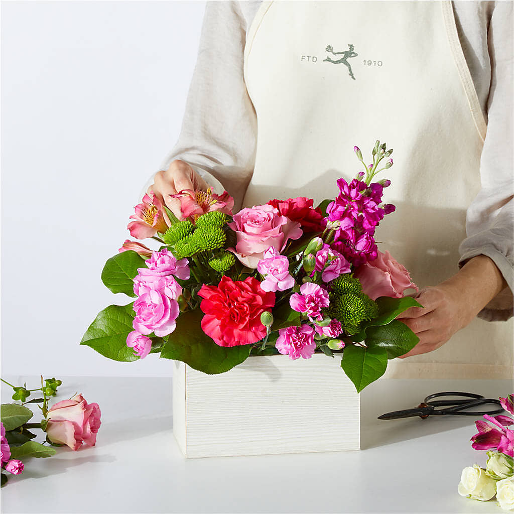 Sweetberry Box – A Florist Original –  Floristeria Fabiana, Charlotte NC