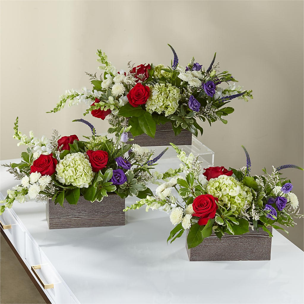 Sweet Magnolia Bouquet –  Floristeria Fabiana, Charlotte NC