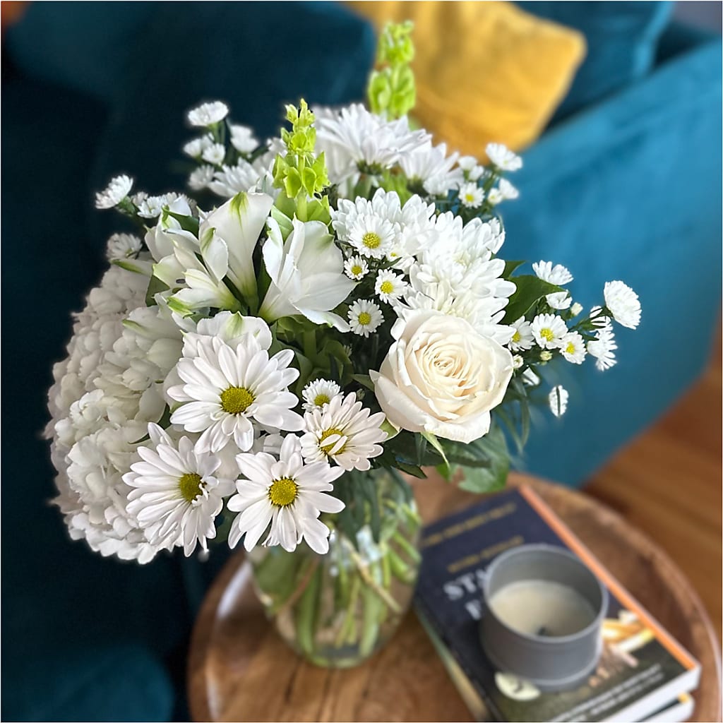 Classic Ivory – A Florist Original –  Floristeria Fabiana, Charlotte NC