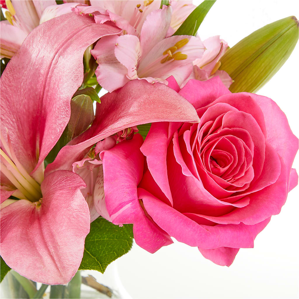 Lots of Love Bouquet –  Floristeria Fabiana, Charlotte NC