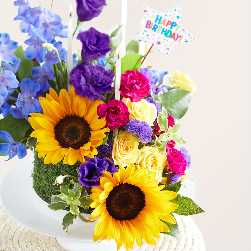 Star of the Day Floral Cake –  Floristeria Fabiana, Charlotte NC
