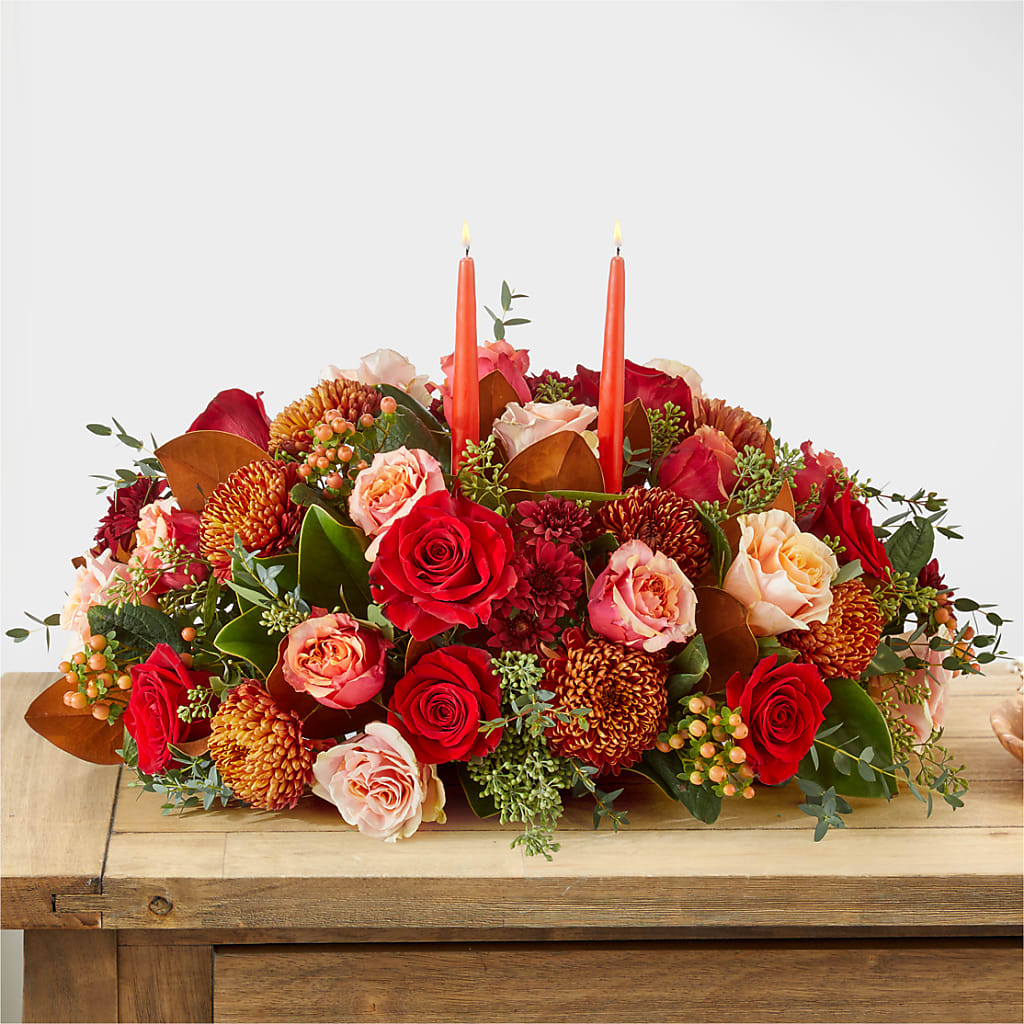 Gather Near Centerpiece –  Floristeria Fabiana, Charlotte NC