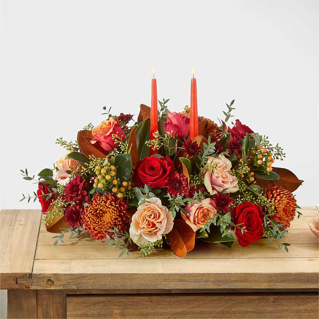 Gather Near Centerpiece –  Floristeria Fabiana, Charlotte NC