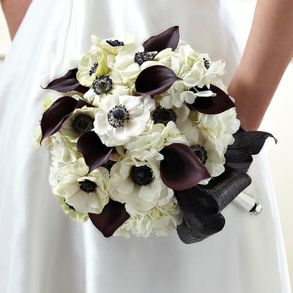 To Have and To Hold Bouquet –  Floristeria Fabiana, Charlotte NC
